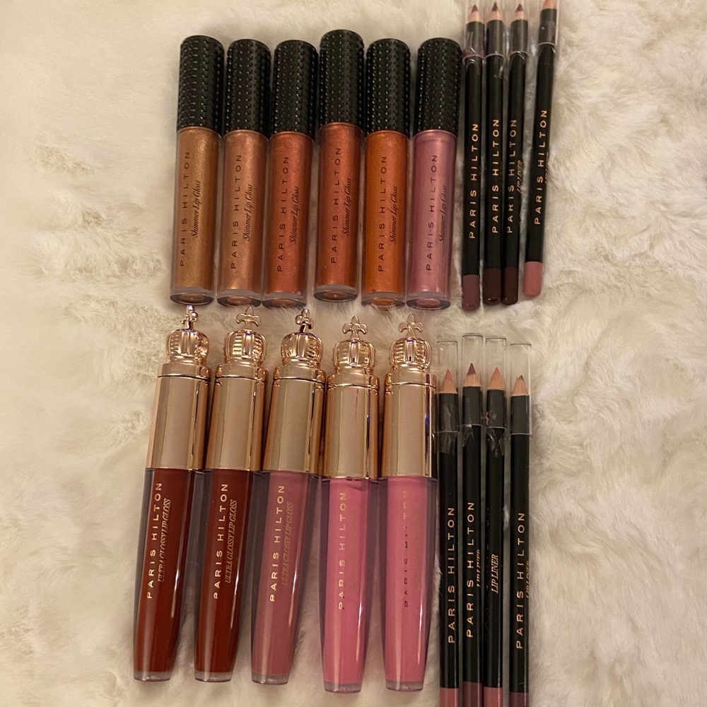 Bundle 11 Paris Hilton Lip Glosses & 8 lipliners